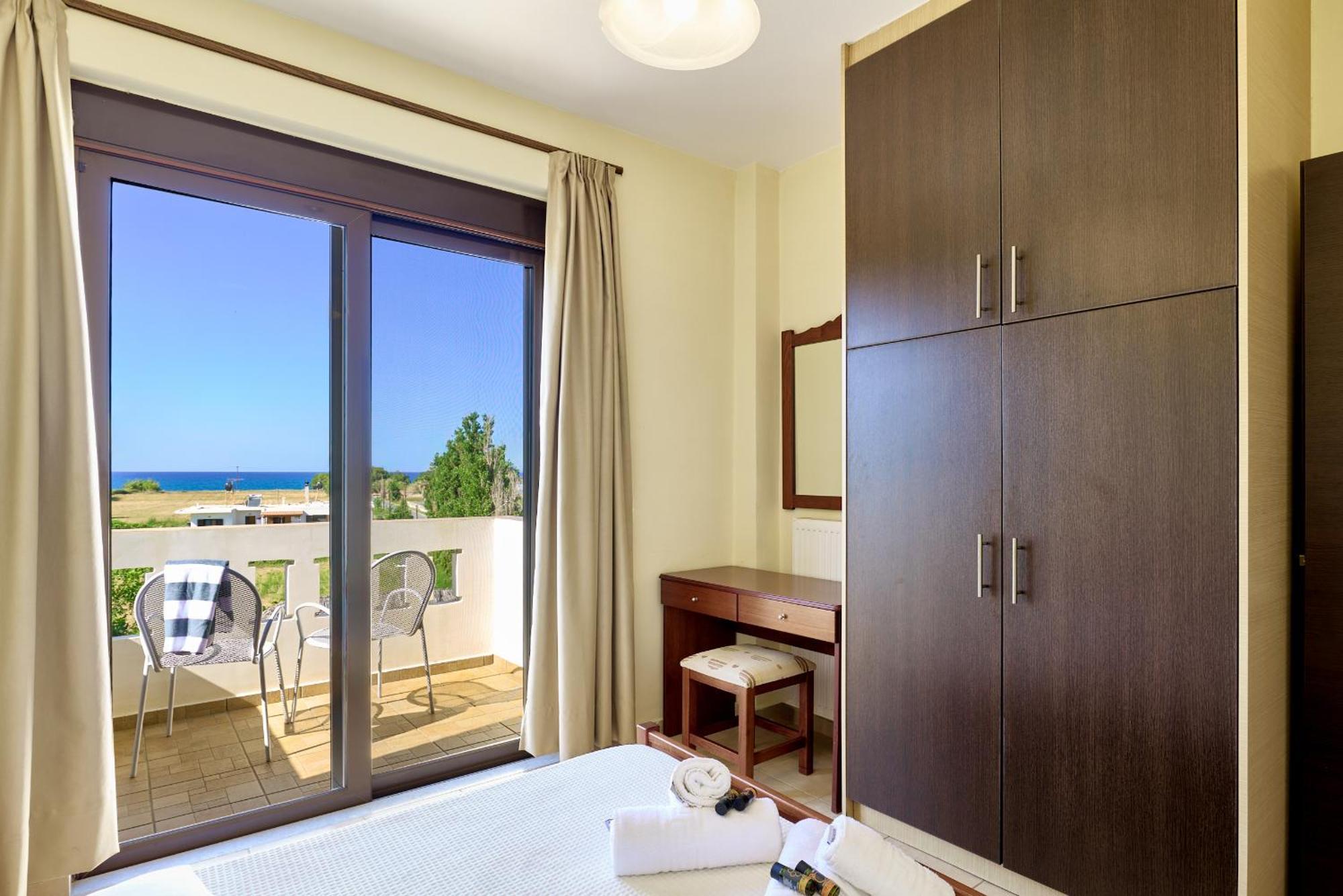 Villa Gereoudis Seaview Apartments-Pool & Bar Kolimvárion Exterior foto